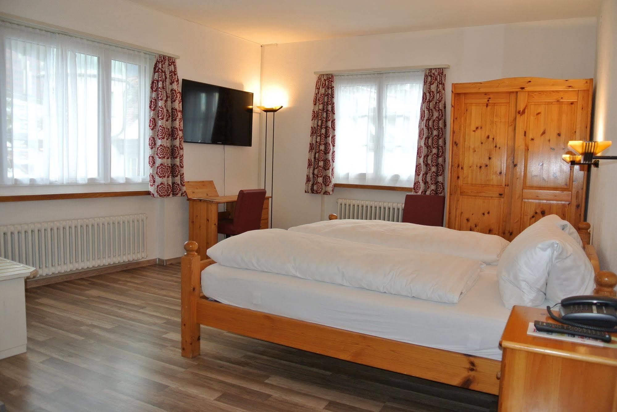 Hotel Drei Koenige Chur Ngoại thất bức ảnh